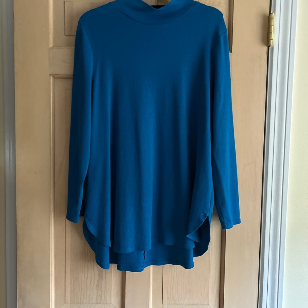 Chico’s mock neck swing tunic. - Picture 2 of 4